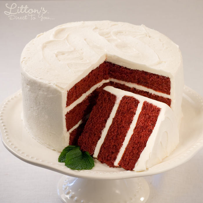 http://clalalaudia.files.wordpress.com/2010/11/productimage-picture-red-velvet-cake-5.jpg